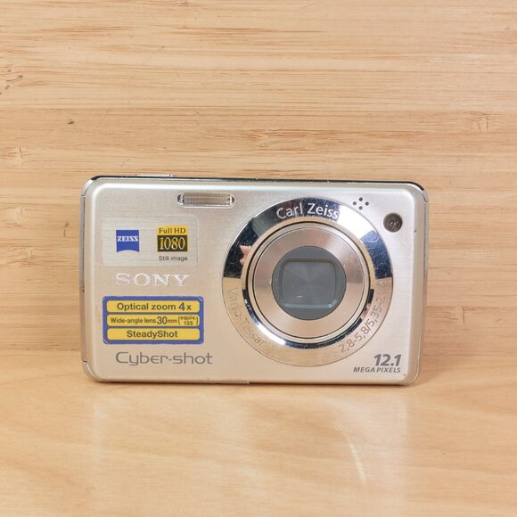 Sony Cyber-shot DSC-W210 / 12.1MP Digital Camera / Compact & Ready to Use - Picture 3 of 10